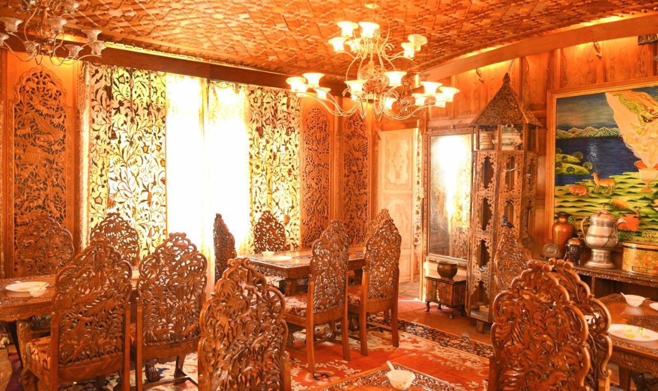 De Laila House Boat By Sterling Hotel Srīnagar Екстериор снимка