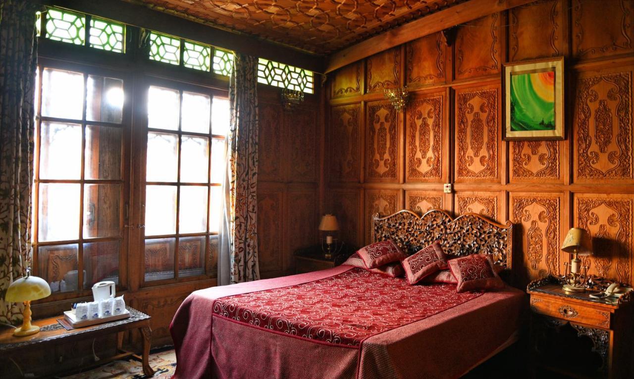 De Laila House Boat By Sterling Hotel Srīnagar Екстериор снимка